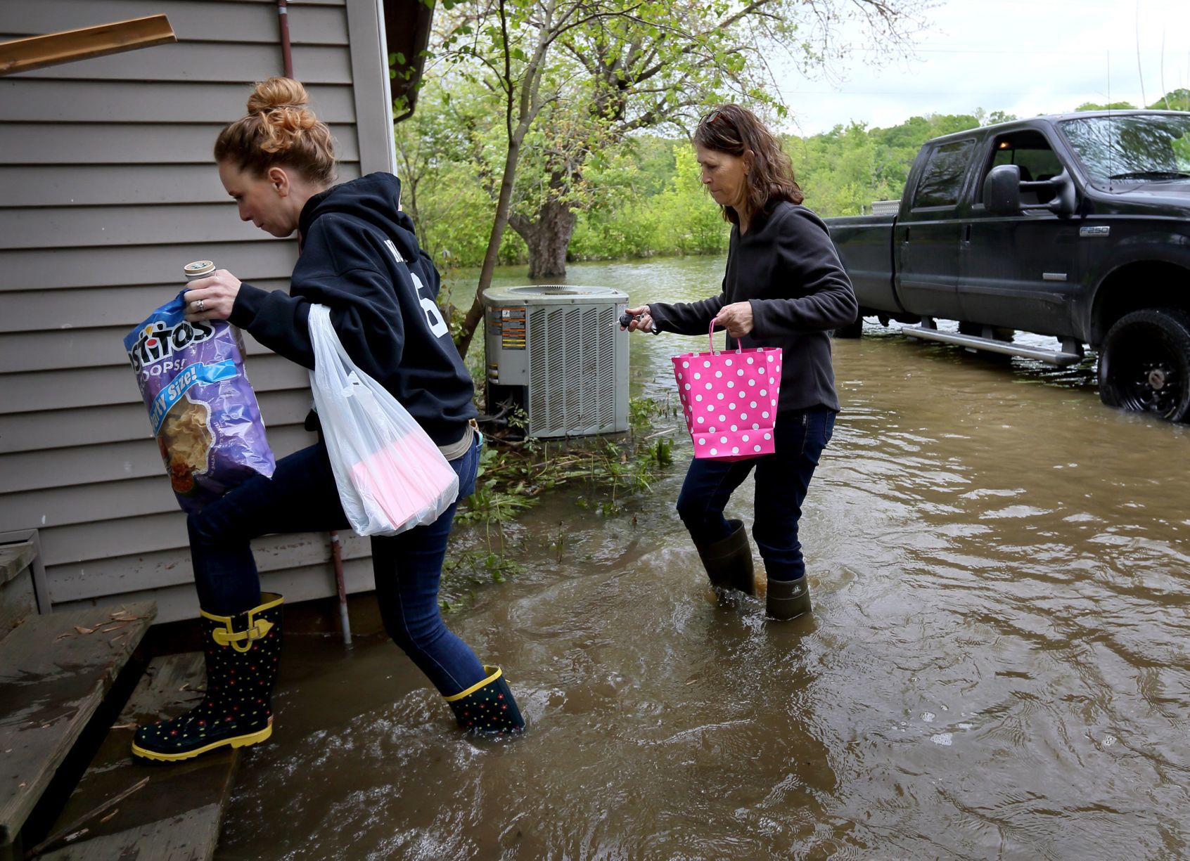 Floodwater can't stop Mother's Day